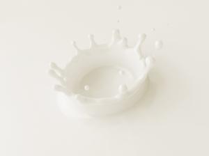 거칠어진 피부 건강 도와주는 ‘우유’