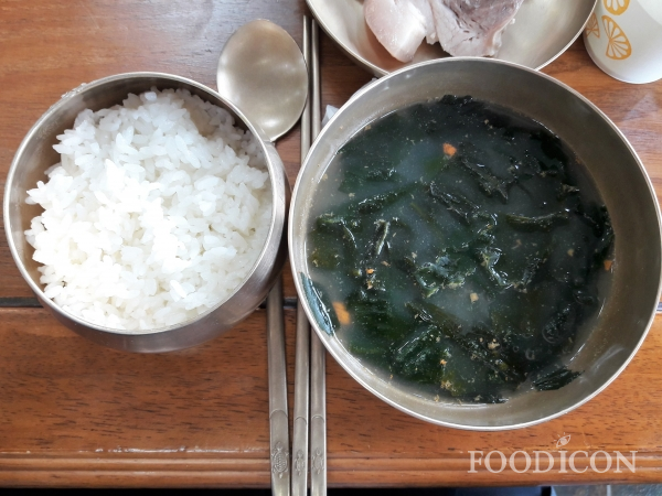 성게미역국