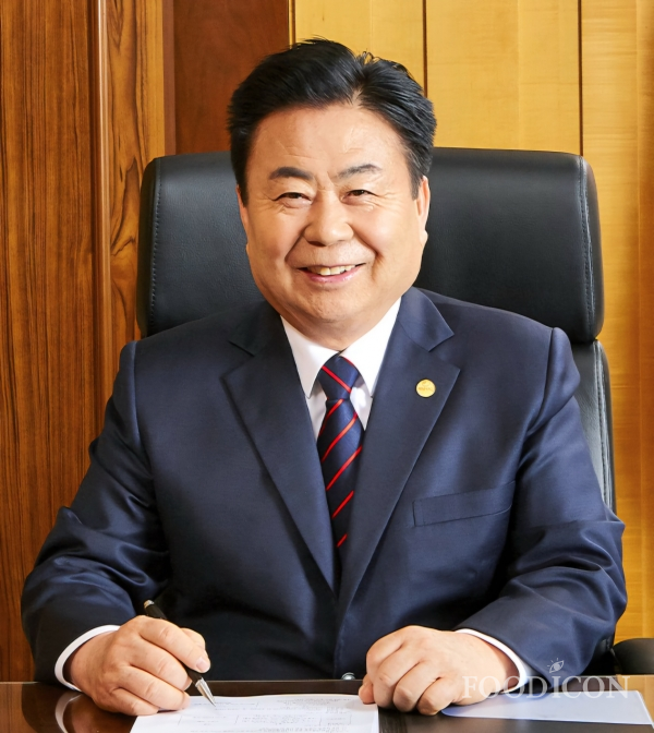 문진섭 서울우유조합장