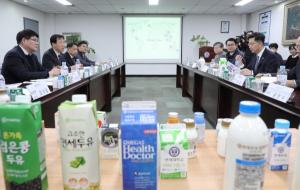'코로나19'로 우유·조제분유 등 국산 유제품 중국 수출 급감