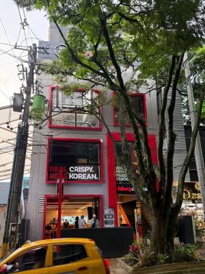 “남미 상륙한 K-치킨”…BBQ, 콜롬비아 1호점 오픈으로 미주 대륙 벨트 완성